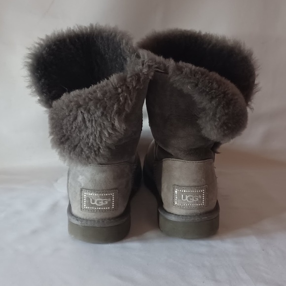 UGG Bailey Button Bling Shearling Winter Boots 2 Tone Gray Women's Size 8 - Picture 8 of 10